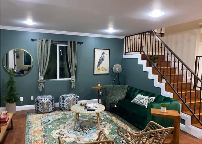 Big & Cozy Duplex Home